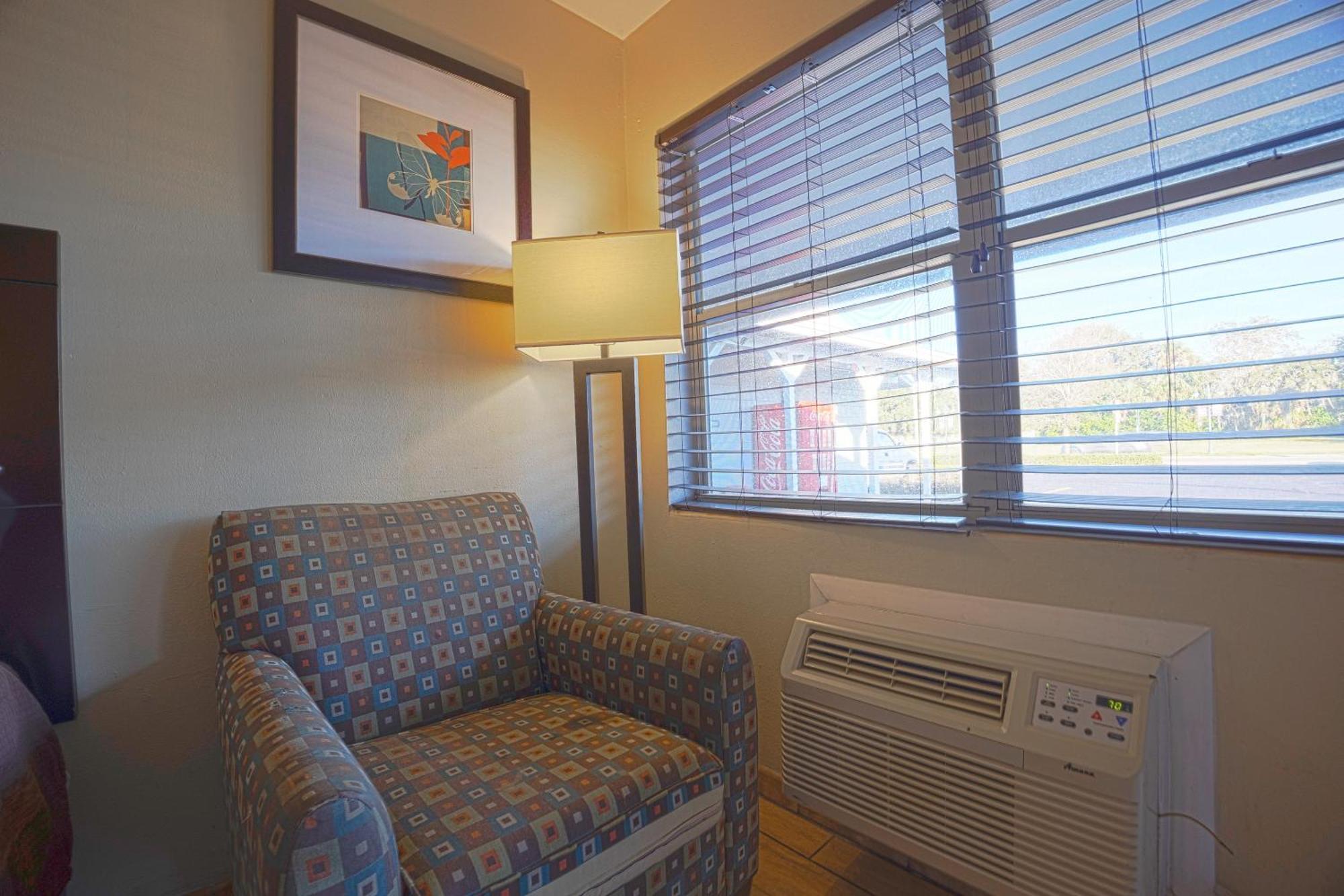 Sunrise Inn By Oyo Titusville Fl Esterno foto