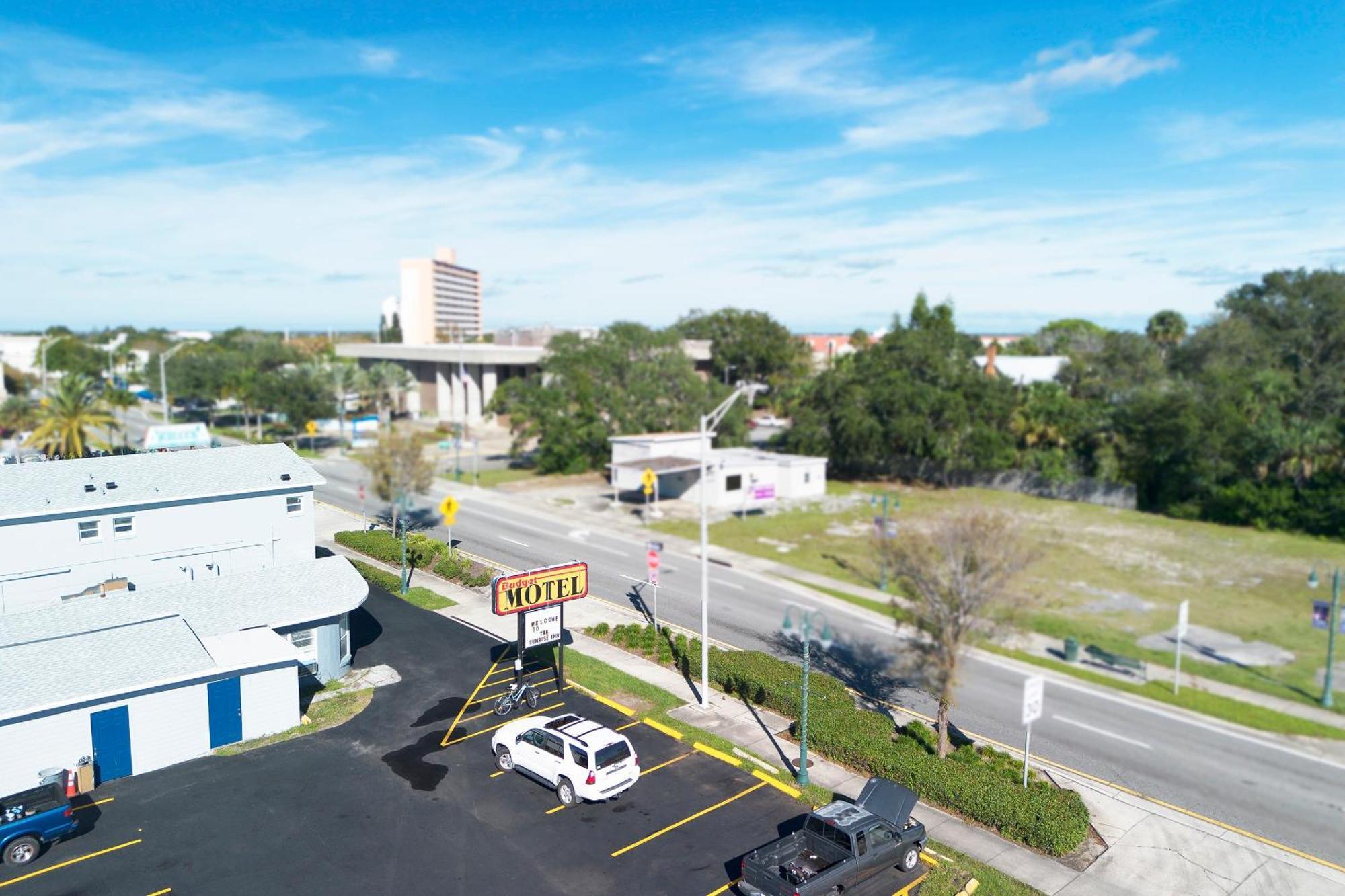 Sunrise Inn By Oyo Titusville Fl Esterno foto