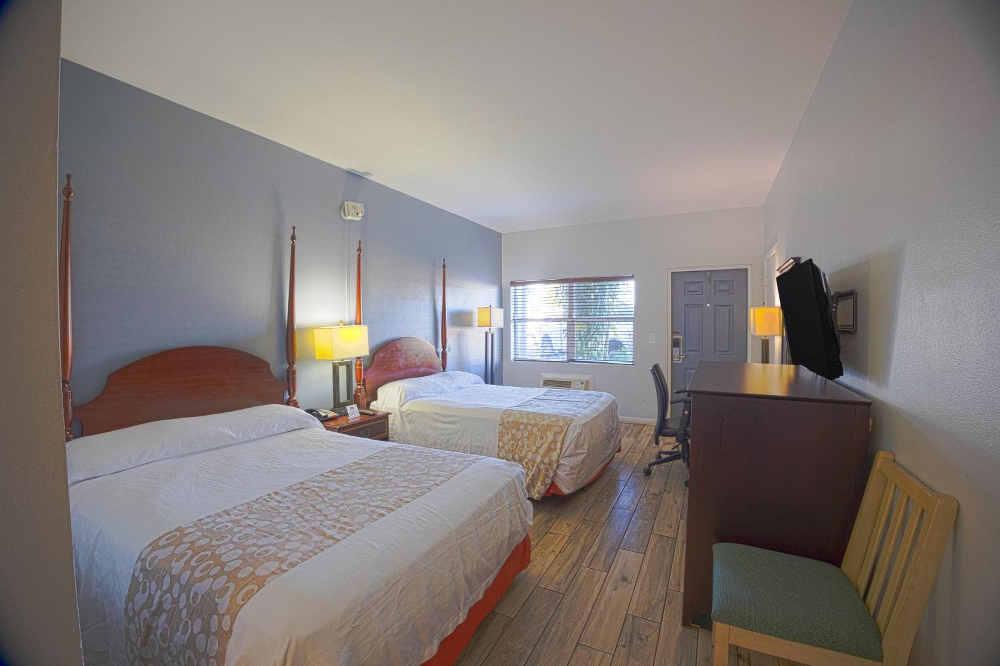 Sunrise Inn By Oyo Titusville Fl Esterno foto