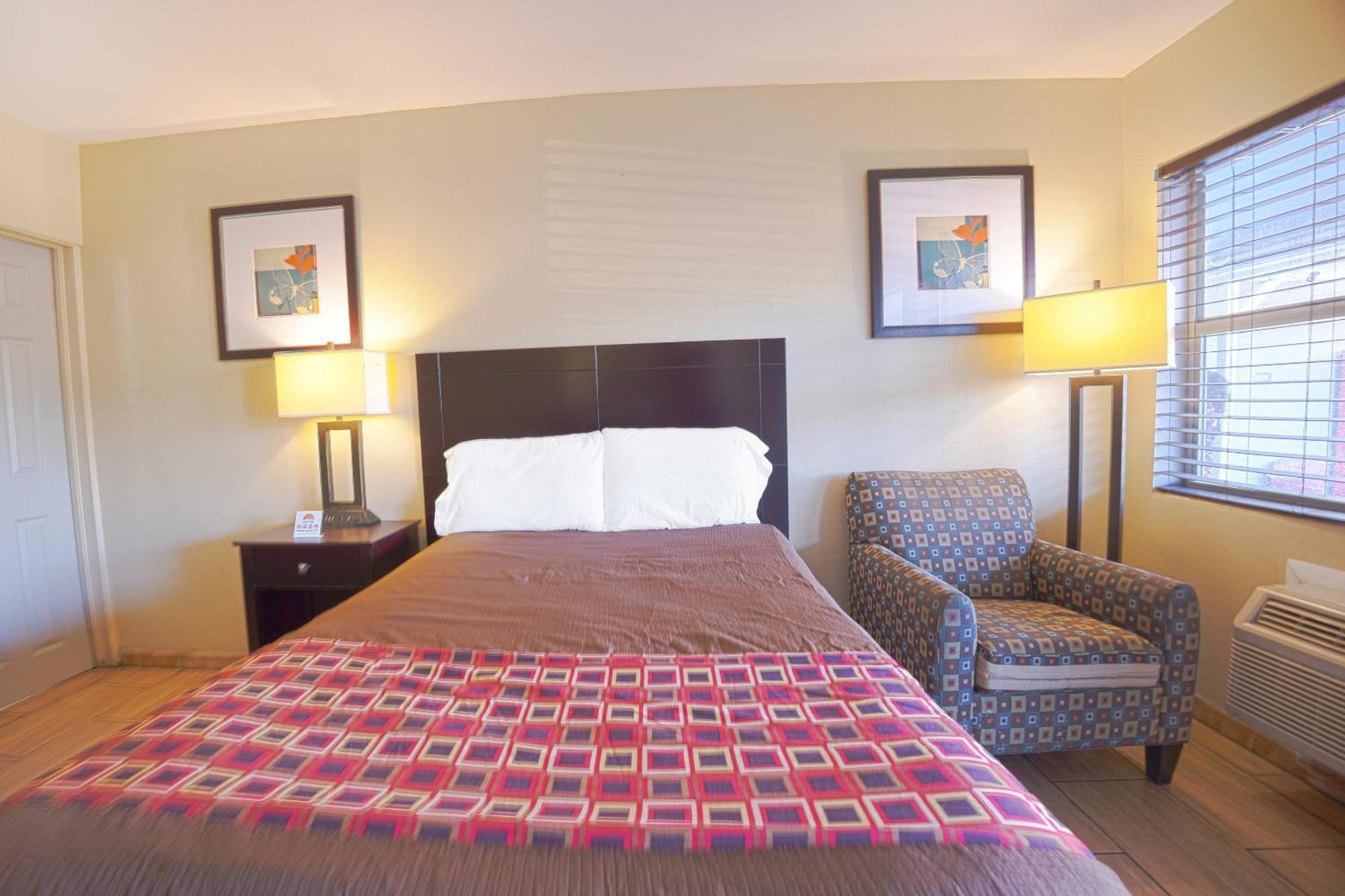 Sunrise Inn By Oyo Titusville Fl Esterno foto